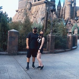 Meet your Posher, Hunter